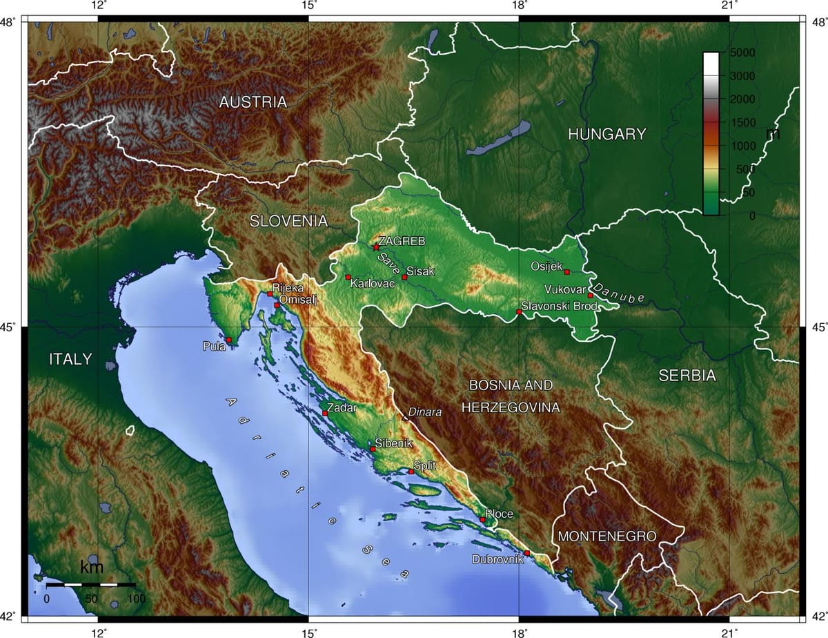 Harta Sloveniei topografice